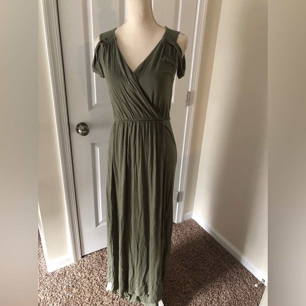 Women’s Green Maxi Dress